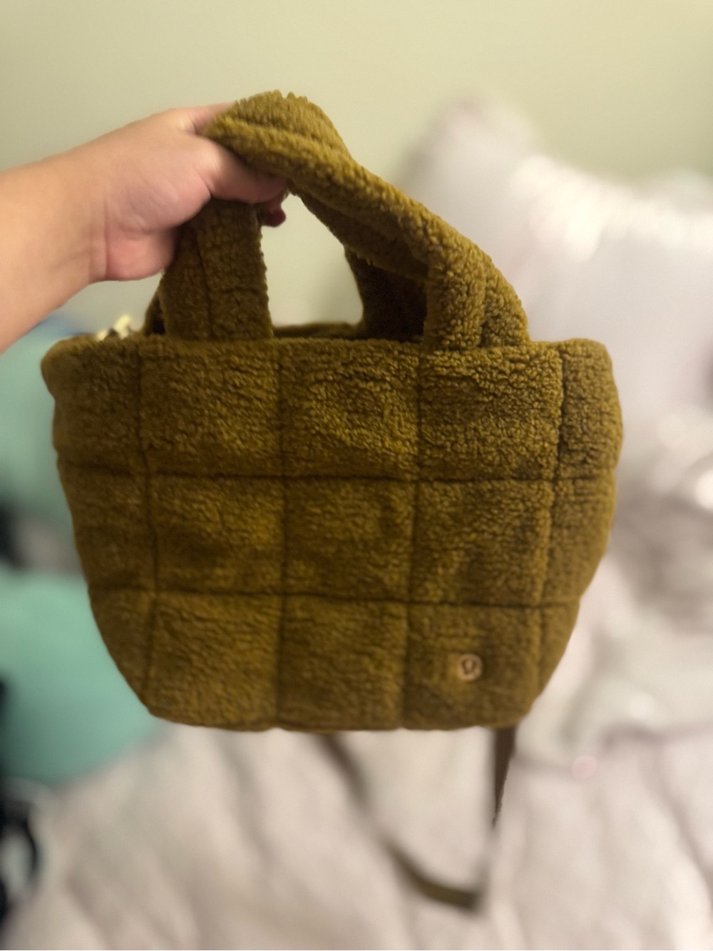 lululemon athletica Quilted Sherpa Tote in Olive